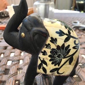 Wood elephant figure